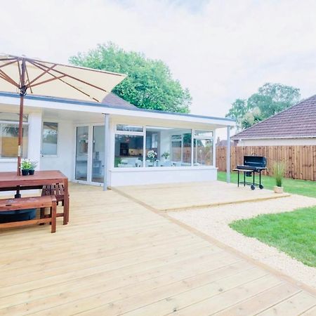 Gorgeous Luxury Chalet, New Forest & Coast & Hordle Екстер'єр фото